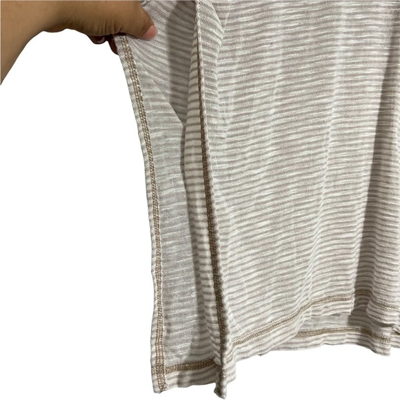 Lulu’s long sleeve split hem pullover knit blouse large - Picture 2 of 8